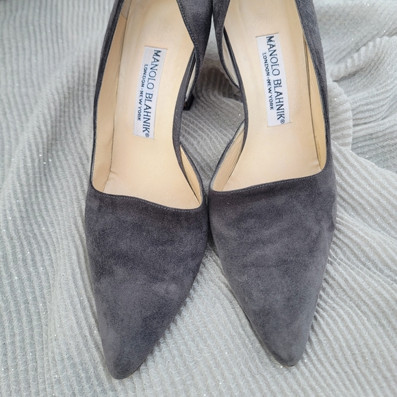 Manolo Blahnik gray suede D'Orsay pumps, 37.5 - Picture 2 of 6